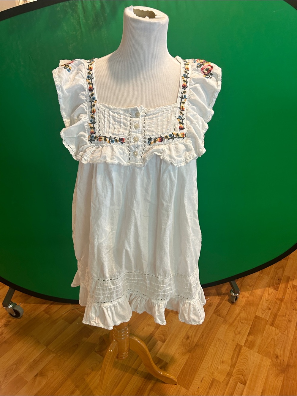 Urban Outfitters White Mini Dress with Multicolor Floral Embroidery